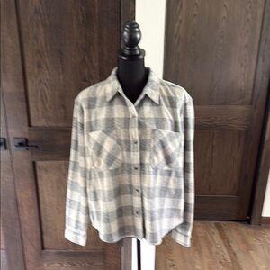 beachlunchlounge Gray and Cream Plaid Button Down Shirt